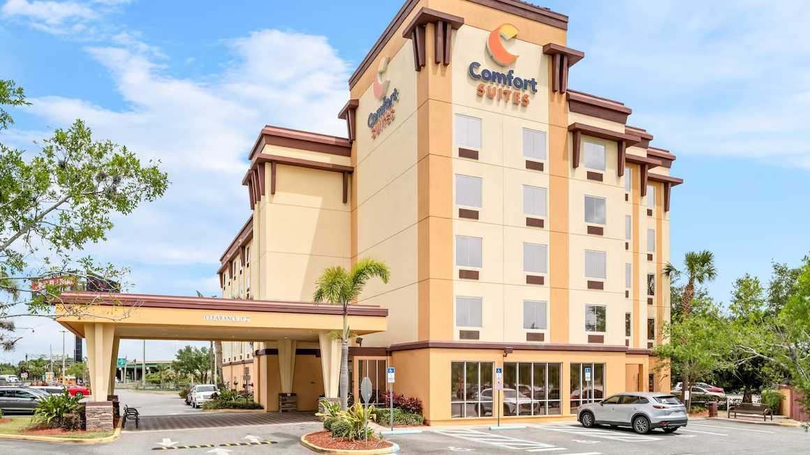 Comfort Suites Orlando Airport